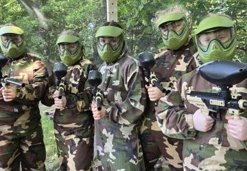 Serce za serce – wolontariusze na paintballu