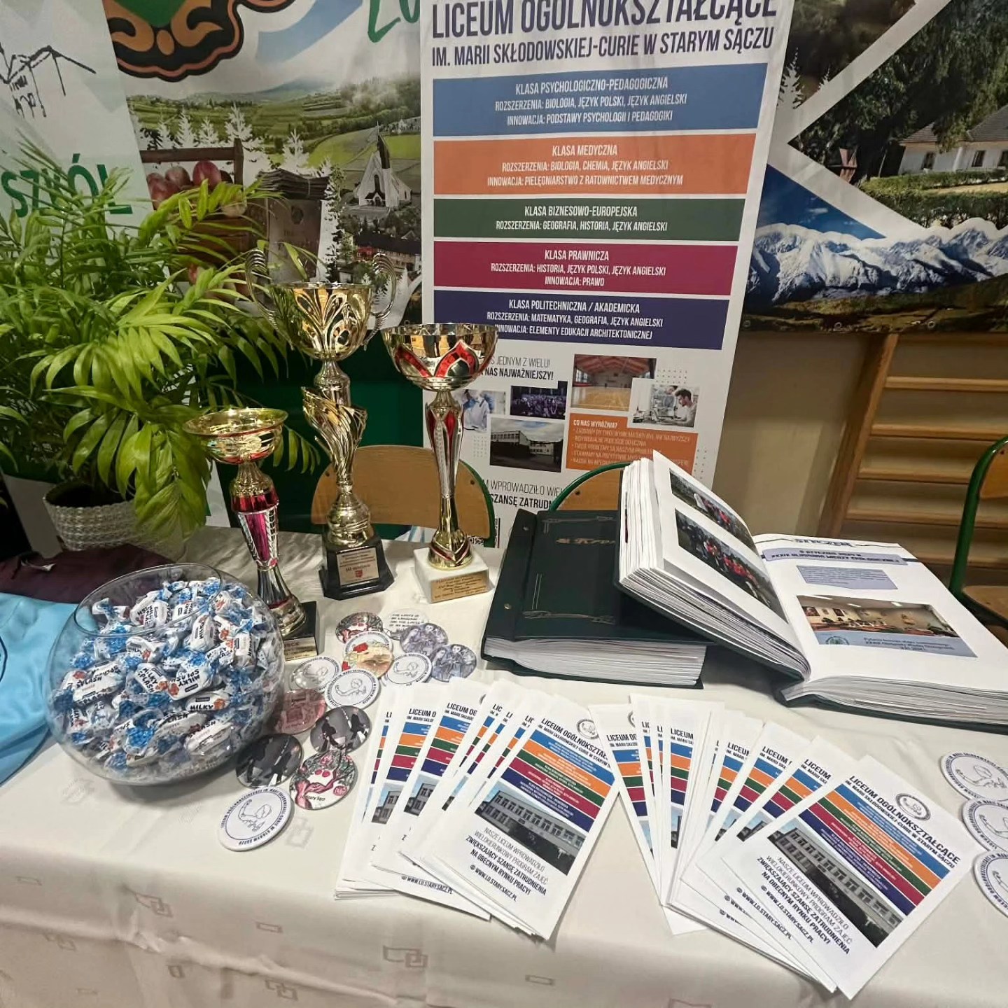 Nasi uczniowie na Giełdzie Szkół w Łukowicy 