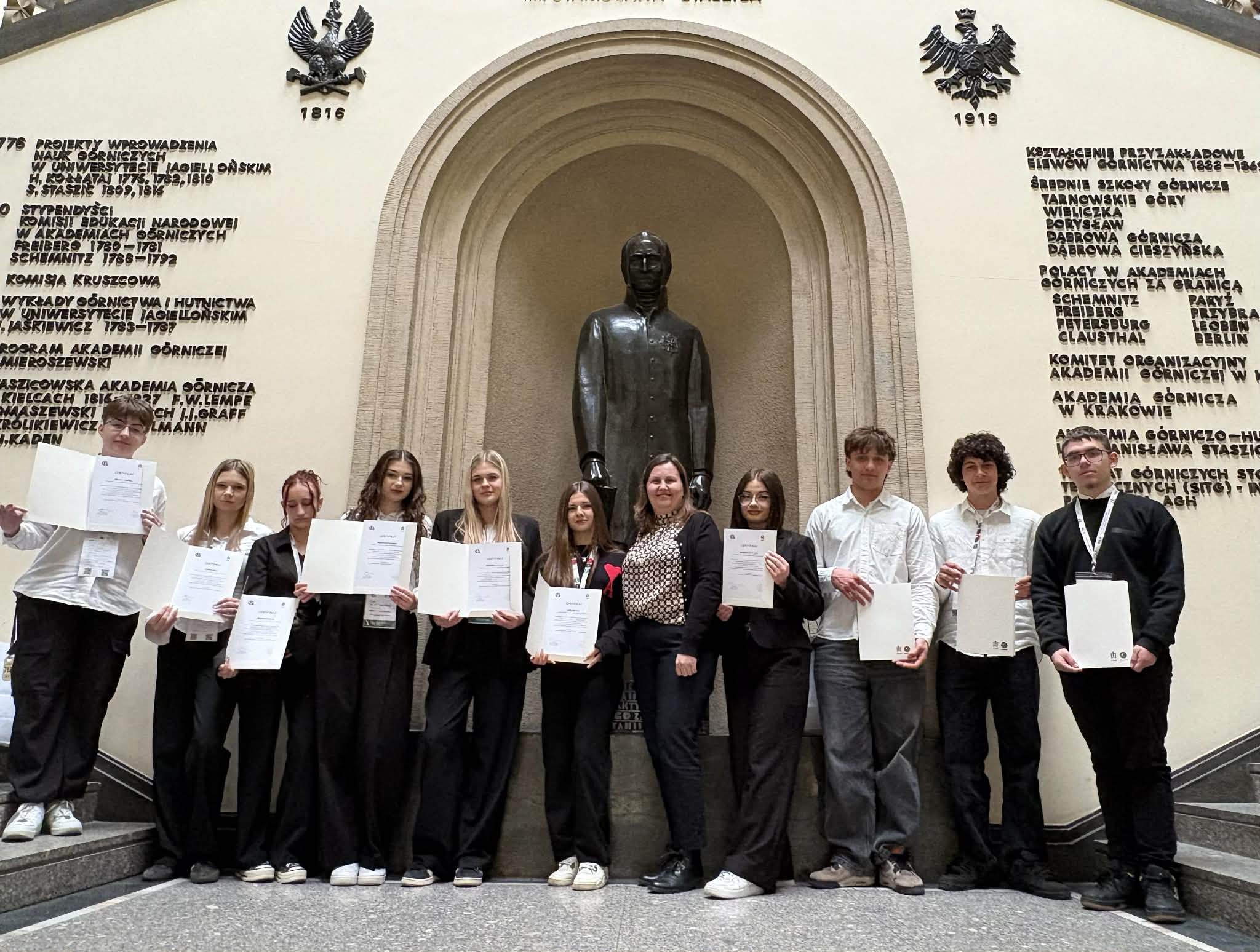 Sukces uczniów w finale 37. Ogólnopolskiego Konkursu Wiedzy Geologicznej