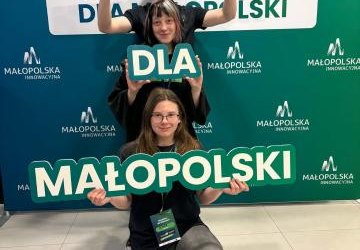 Sukces naszych uczniów na Hackathonie dla Małopolski