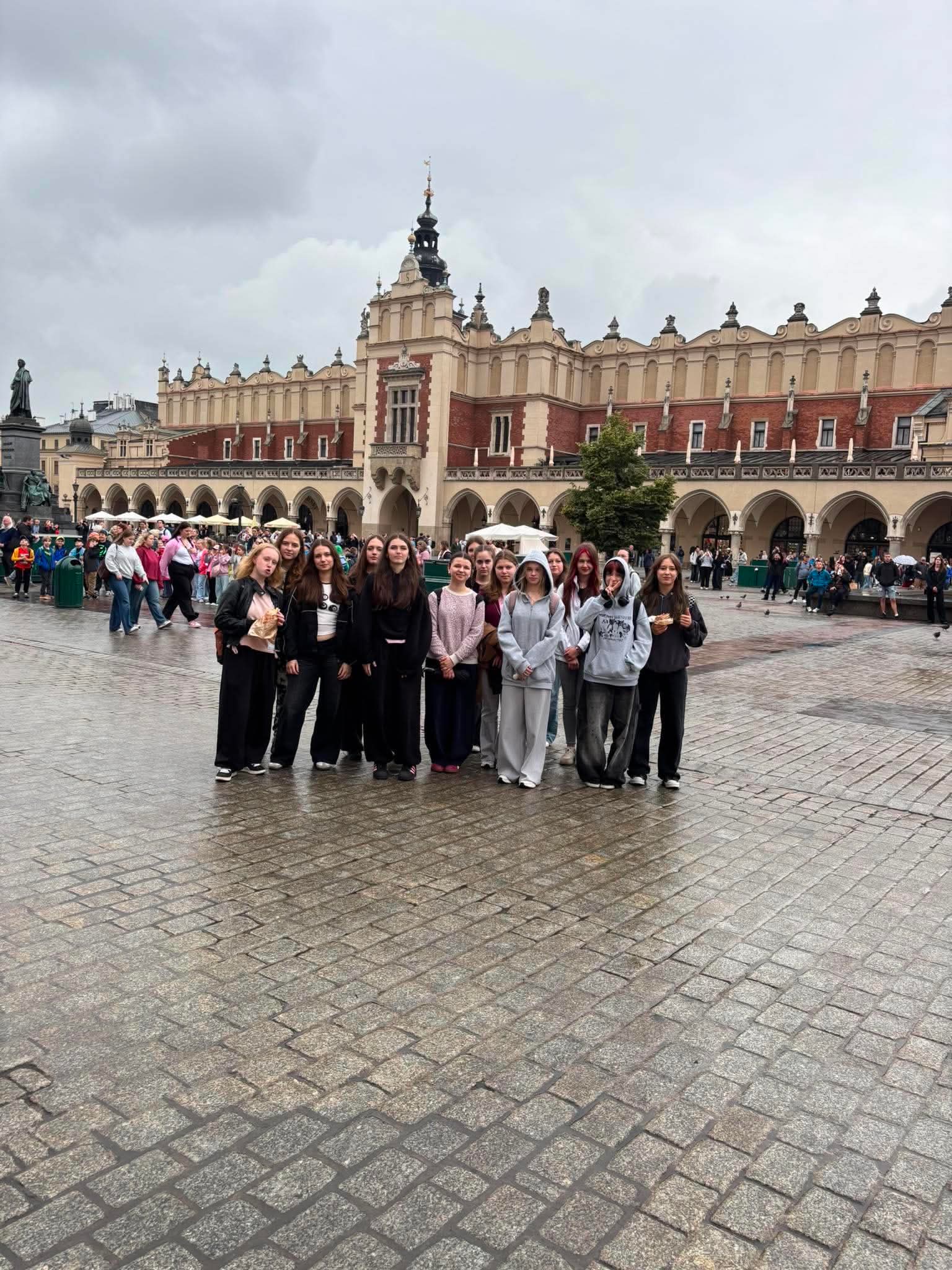 Kraków odkryty mimo deszczowej pogody